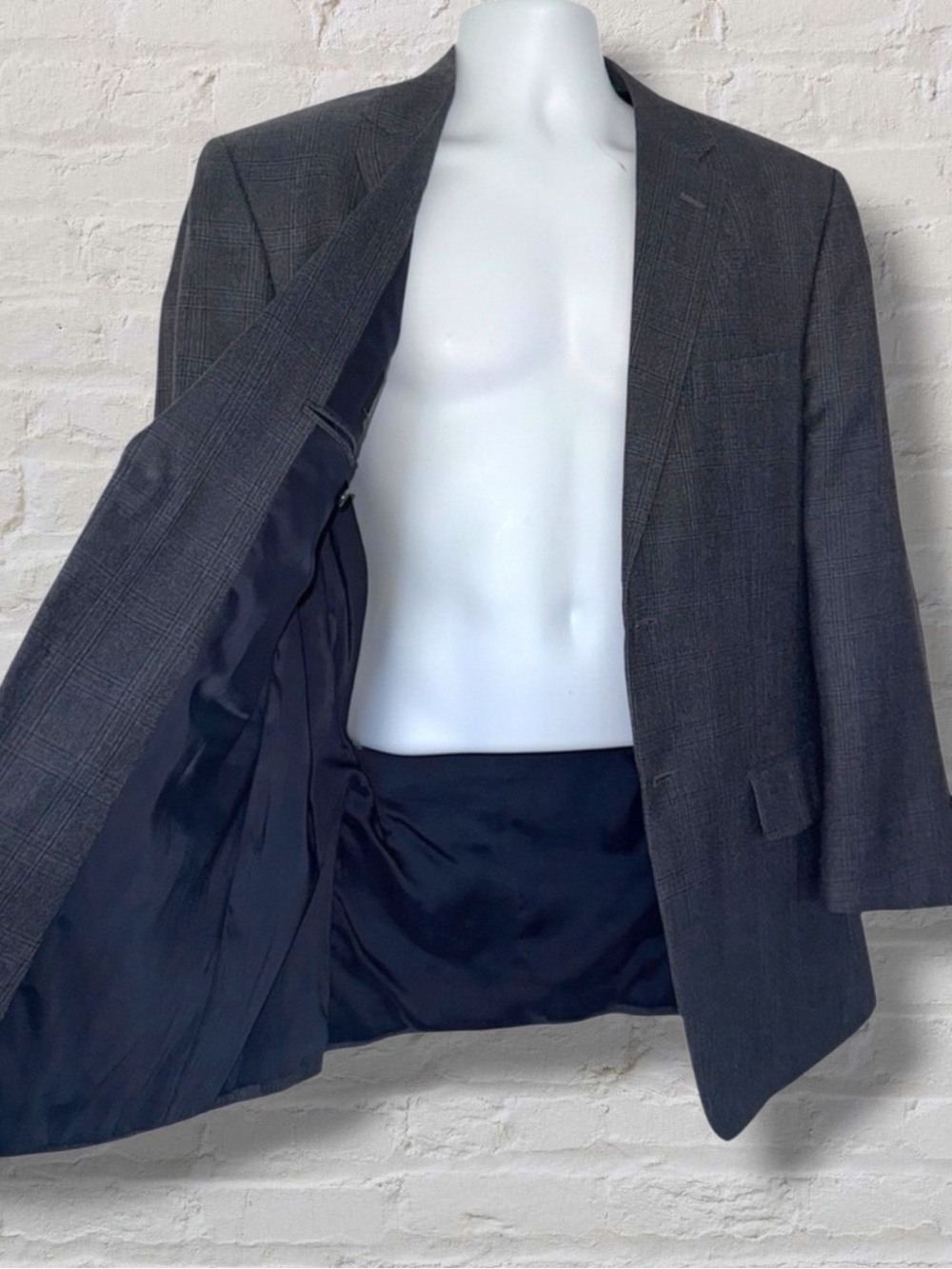 Jos. A. Bank Navy Blue Plaid Sport Coat 42R |Silk Wool Blend|Tailored Fit Blazer